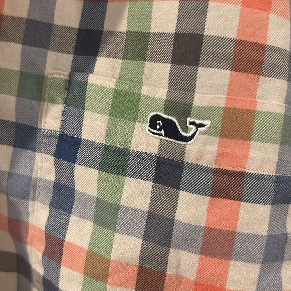 Look Sharp In This Excellent Condition Vineyard V… - image 3